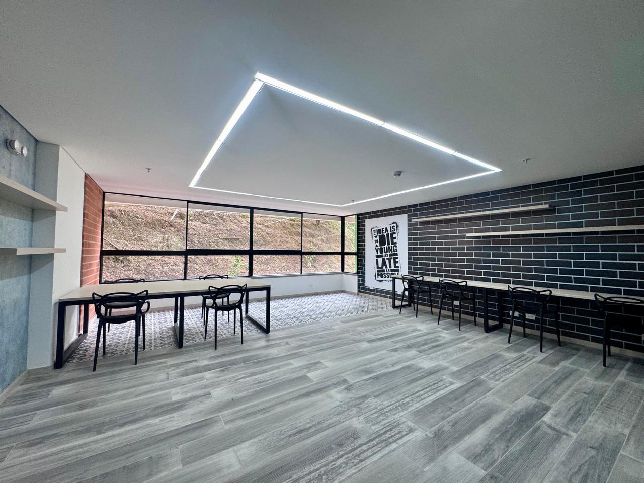 Apartaestudio en arriendo en Señorial, Envigado · foto 15 de 17