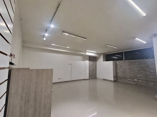 Local en arriendo en Villa Carlota, Medellín, 47 m² · foto 3 de 11