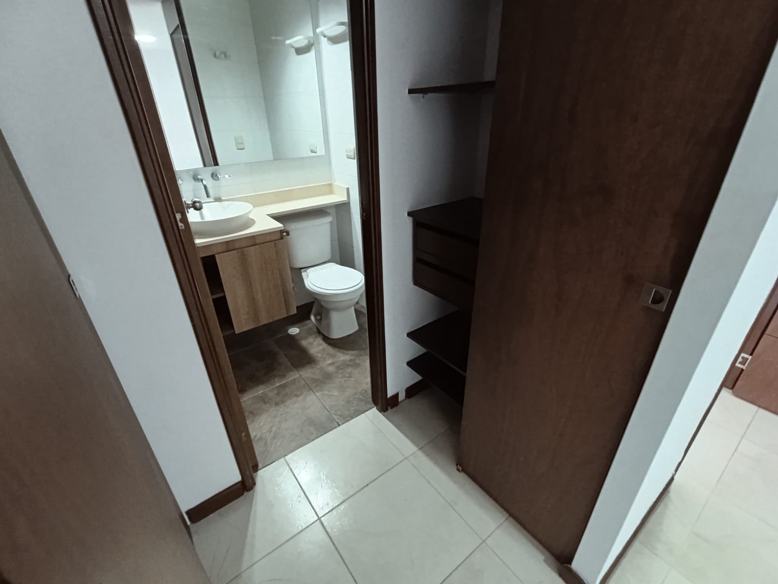 Apartamento en arriendo en Belén, Medellín · foto 9 de 20