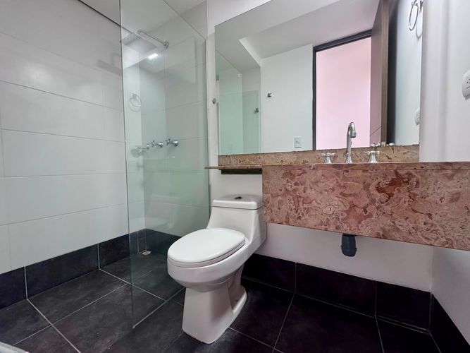 Apartamento de 3 alcobas en arriendo en Loma Del Esmeraldal, Envigado, 90 m² · foto 11 de 18