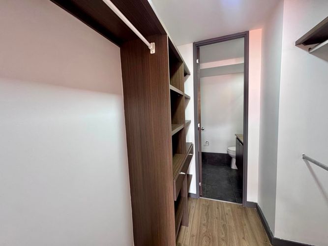 Apartamento de 3 alcobas en arriendo en Loma Del Esmeraldal, Envigado, 90 m² · foto 14 de 18