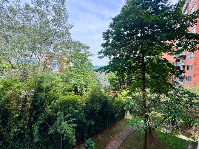 Apartamento de 3 alcobas en arriendo en Loma Del Esmeraldal, Envigado, 90 m² · foto 17 de 18