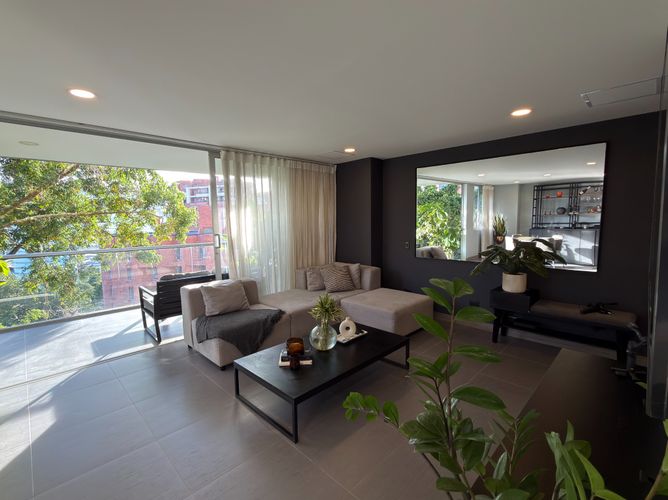 Apartamento de 3 alcobas en venta en Castropol, Medellín, 128 m² · foto 6 de 18