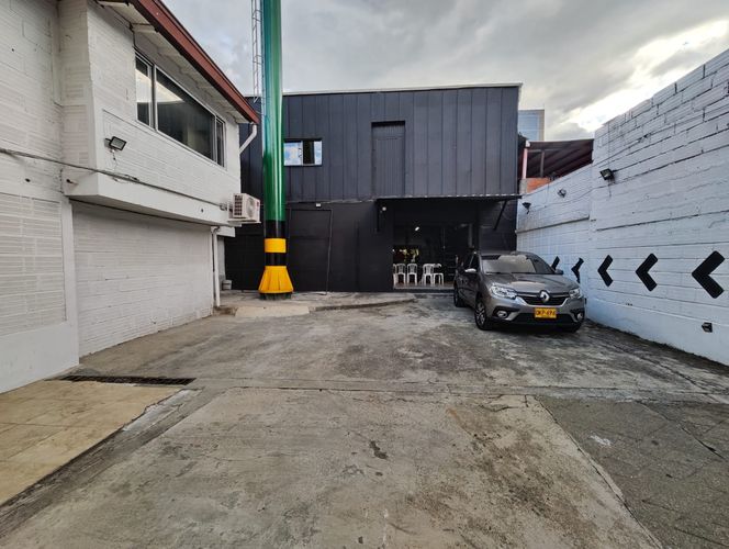 Bodega en arriendo en Belén, Medellín, 343 m² · foto 3 de 20