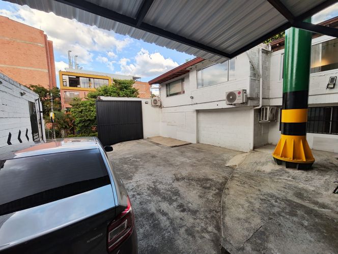 Bodega en arriendo en Belén, Medellín, 343 m² · foto 5 de 20