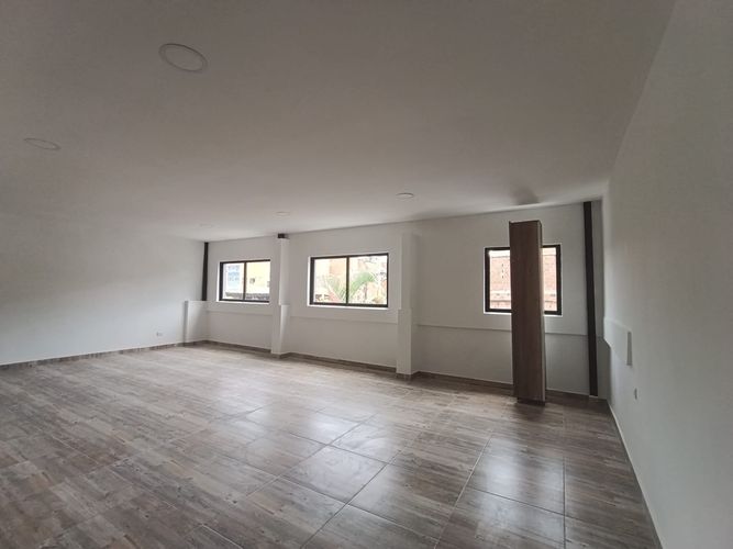 Oficina en arriendo en Viviendas Del Sur, Itagüí, 60 m² · foto 5 de 10