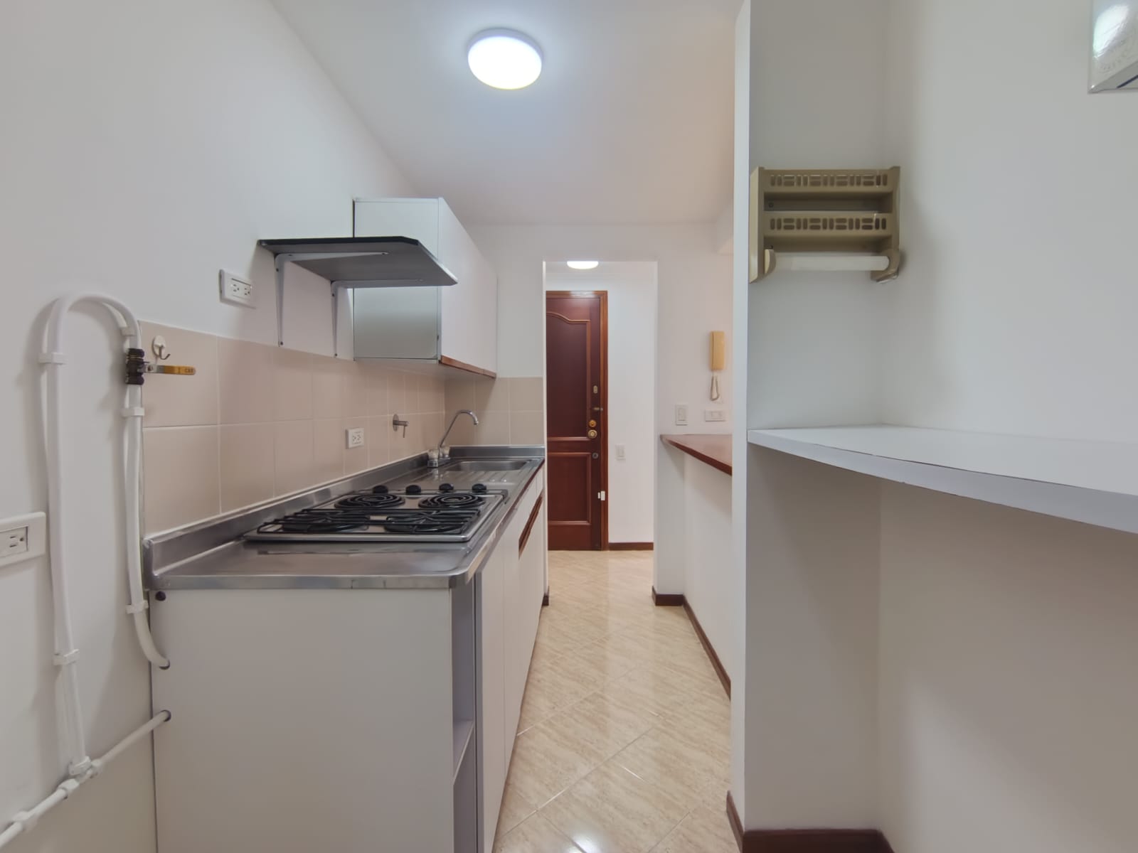Apartaestudio en arriendo en Laureles, Medellín · foto 9 de 13