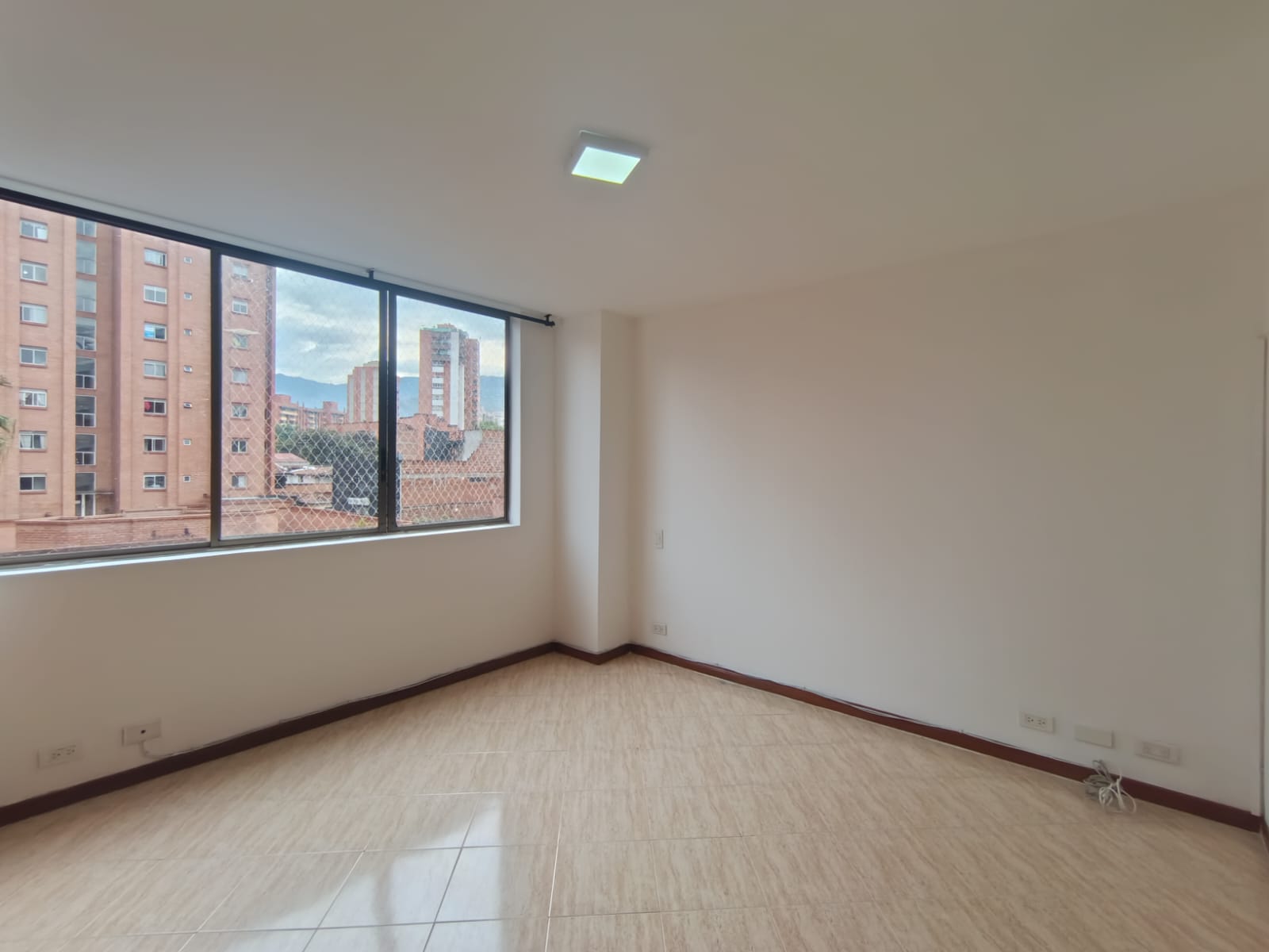 Apartaestudio en arriendo en Laureles, Medellín · foto 10 de 13