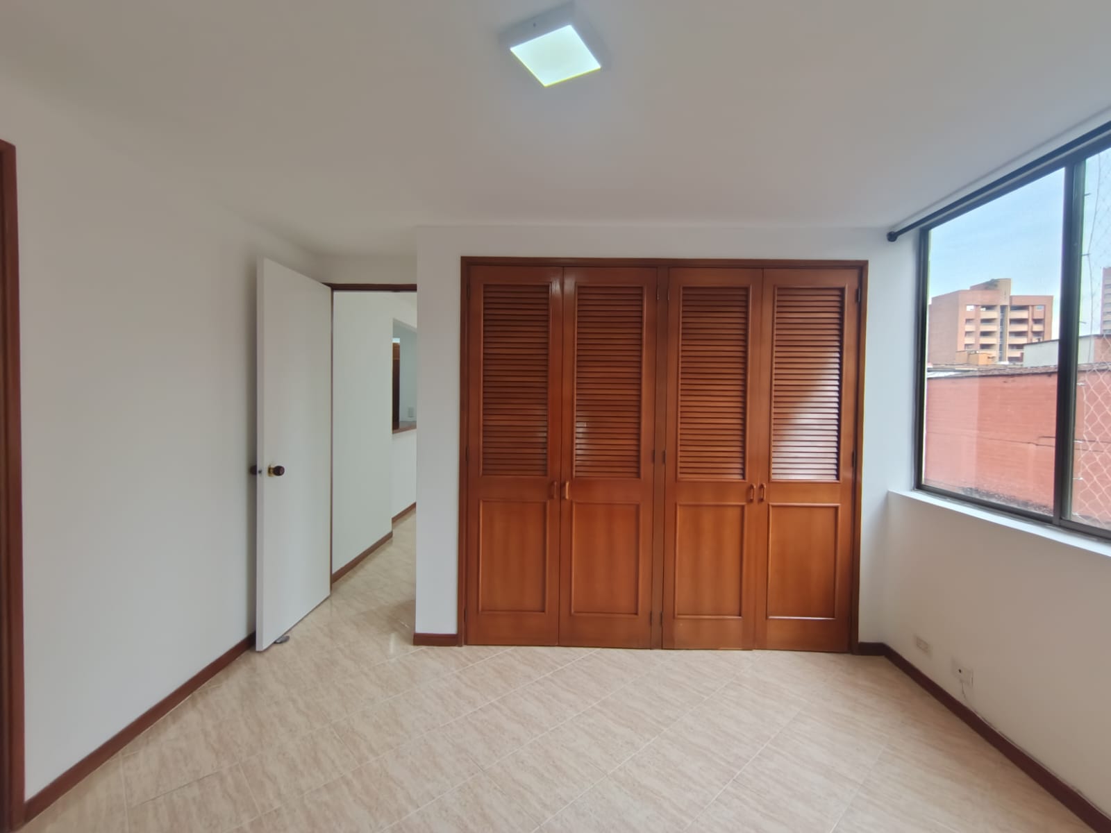 Apartaestudio en arriendo en Laureles, Medellín · foto 11 de 13