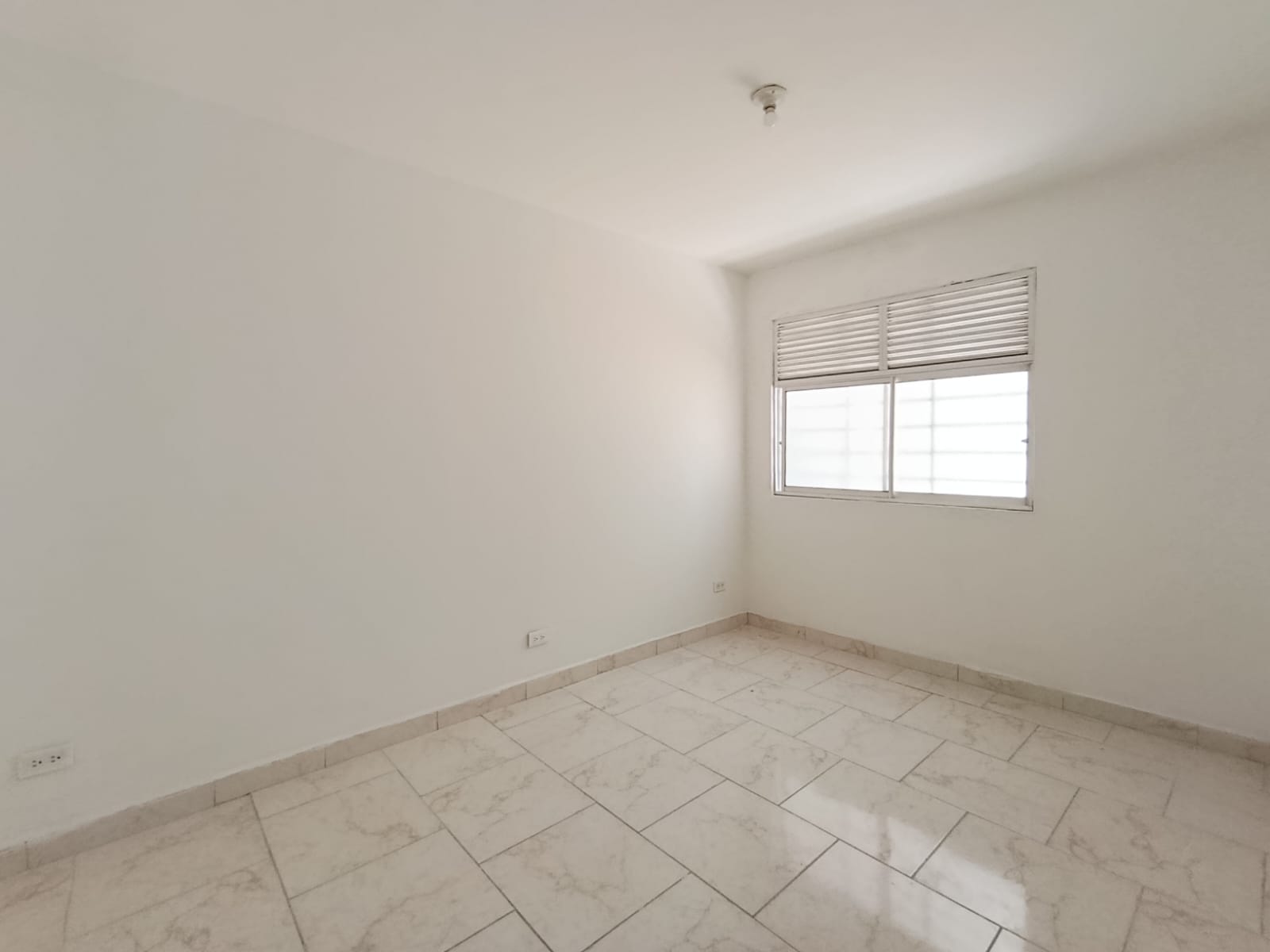 Casa en arriendo en El Poblado, Medellín · foto 19 de 20