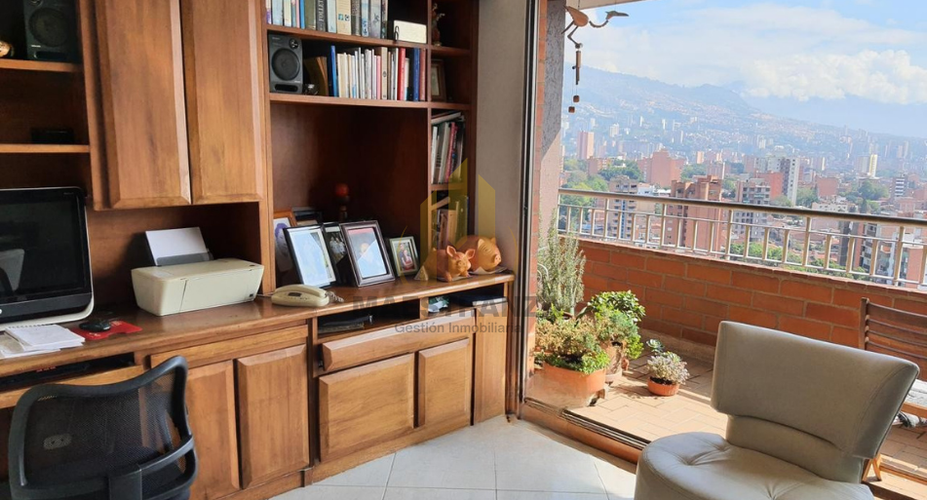 Apartamento en venta en Laureles, Medellín · foto 4 de 13