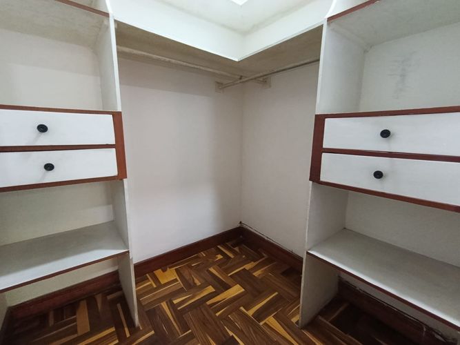 Apartamento de 3 alcobas en arriendo en El Poblado, Medellín, 147 m² · foto 9 de 15