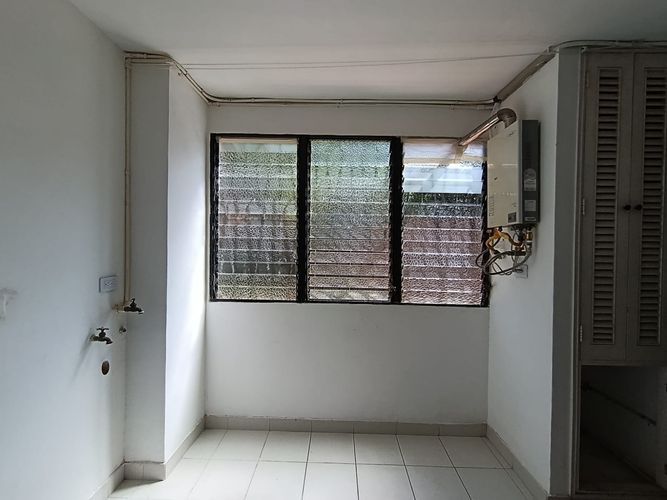 Apartamento de 3 alcobas en arriendo en El Poblado, Medellín, 147 m² · foto 15 de 15
