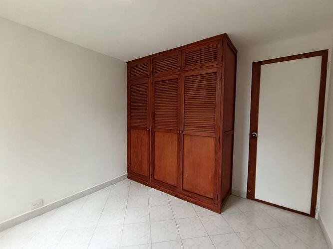 Apartamento de 3 alcobas en arriendo en Urbanización Las Cumbres, Medellín, 89 m² · foto 10 de 14