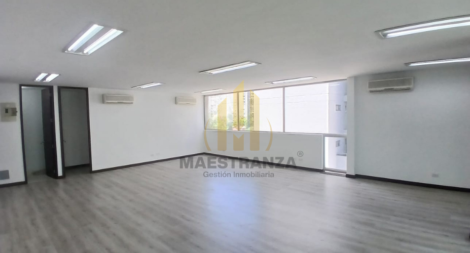 Oficina en arriendo en Los Balsos, Medellín, 80 m² · foto 5 de 8