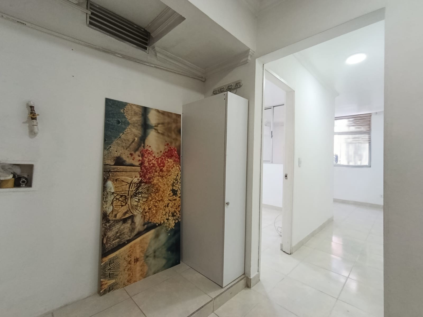Apartaestudio en arriendo en Laureles, Medellín · foto 4 de 11