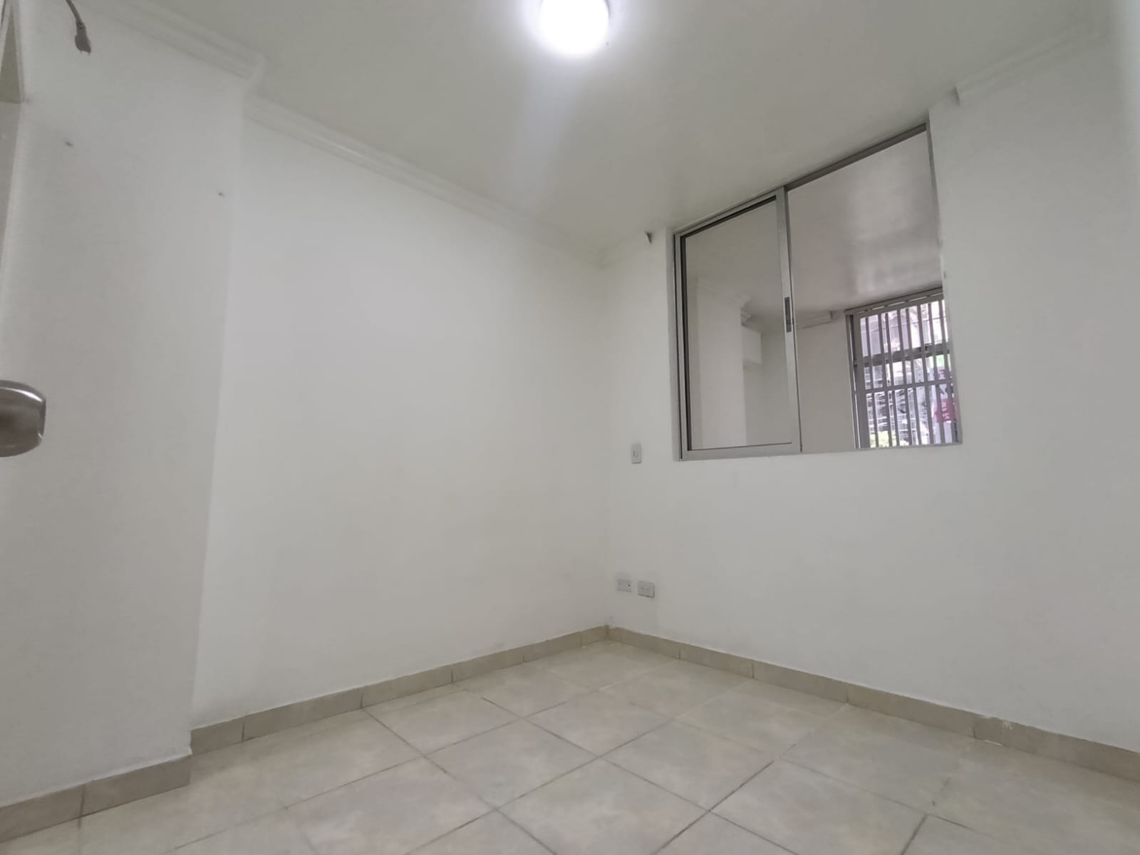 Apartaestudio en arriendo en Laureles, Medellín · foto 6 de 11