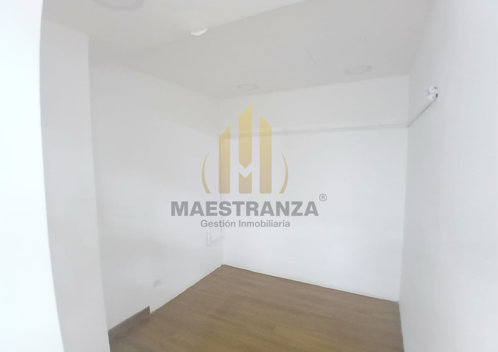 Oficina en arriendo en La Esmeralda, Itagüí, 659 m² · foto 16 de 18