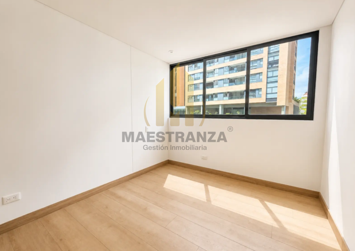 Apartamento de 2 alcobas en venta en Lalinde, Medellín, 110 m² · foto 8 de 11