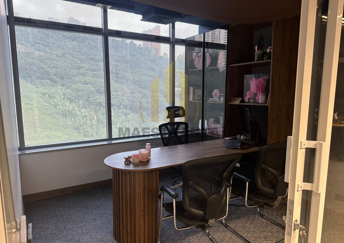 Oficina en arriendo en Las Palmas, Medellín, 255 m² · foto 3 de 14