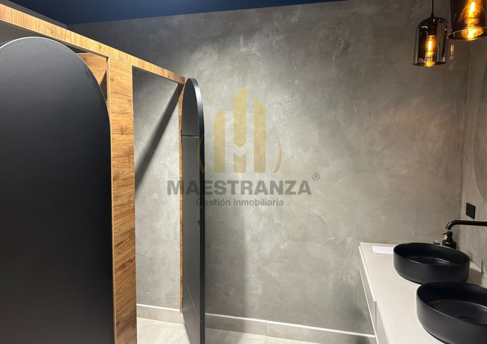 Oficina en arriendo en Las Palmas, Medellín, 255 m² · foto 14 de 14
