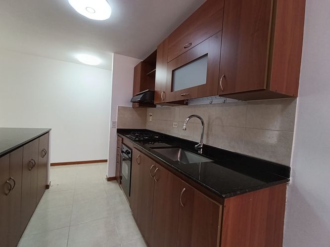 Apartamento de 3 alcobas en arriendo en Camino Verde, Envigado, 107 m² · foto 2 de 20