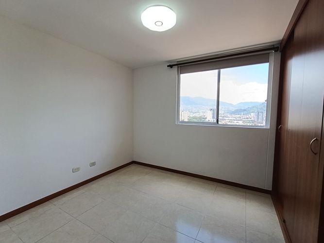 Apartamento de 3 alcobas en arriendo en Camino Verde, Envigado, 107 m² · foto 7 de 20