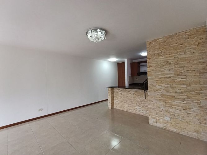 Apartamento de 3 alcobas en arriendo en Camino Verde, Envigado, 107 m² · foto 15 de 20