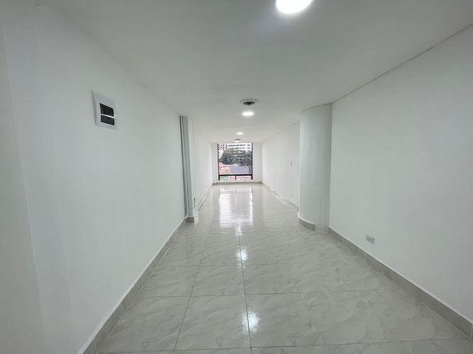 Oficina en arriendo en Astorga, Medellín, 30 m² · foto 2 de 12