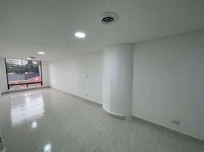 Oficina en arriendo en Astorga, Medellín, 30 m² · foto 5 de 12