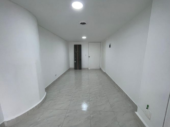 Oficina en arriendo en Astorga, Medellín, 30 m² · foto 8 de 12