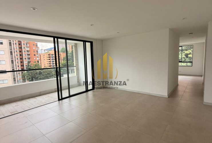 Apartamento de 3 alcobas en venta en Castropol, Medellín, 104 m² · foto 2 de 24