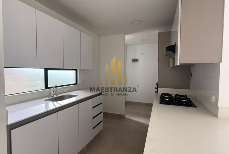 Apartamento de 3 alcobas en venta en Castropol, Medellín, 104 m² · foto 4 de 24