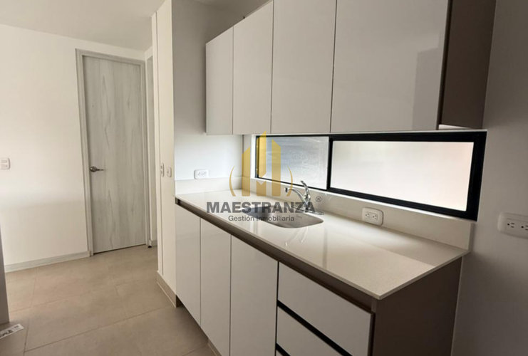 Apartamento de 3 alcobas en venta en Castropol, Medellín, 104 m² · foto 6 de 24