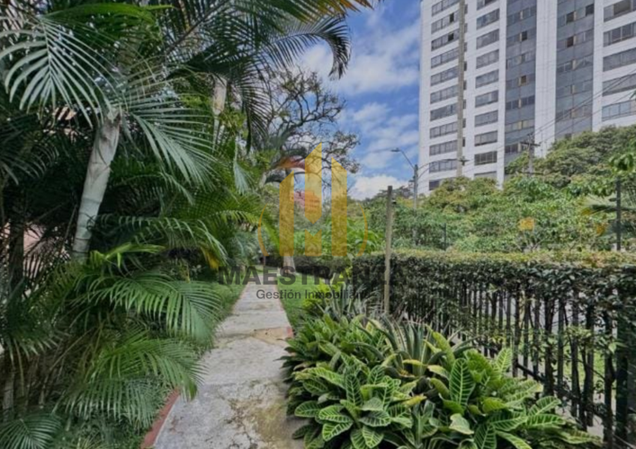 Apartamento de 3 alcobas en venta en El Poblado, Medellín, 116 m² · foto 11 de 14