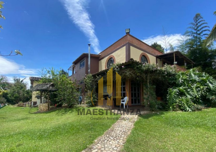 Casa de 4 alcobas en venta en La Clara, Guarne, 350 m² · foto 2 de 12