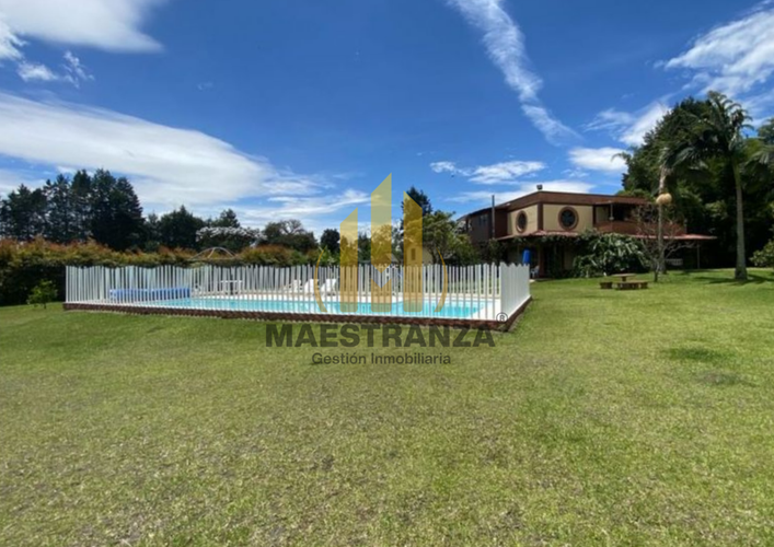 Casa de 4 alcobas en venta en La Clara, Guarne, 350 m² · foto 5 de 12