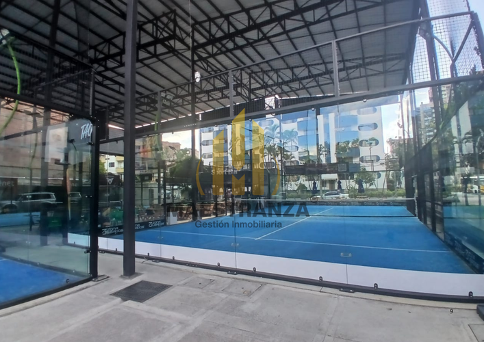 Local en arriendo en Los Colores, Medellín, 9 m² · foto 6 de 9