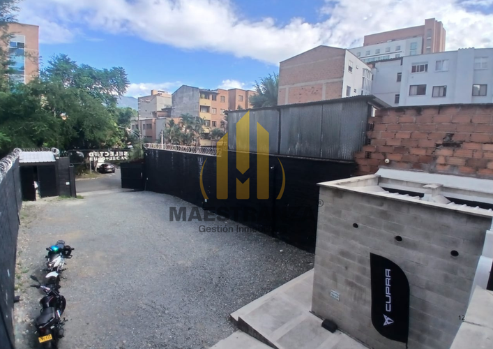 Local en arriendo en Los Colores, Medellín, 9 m² · foto 9 de 9