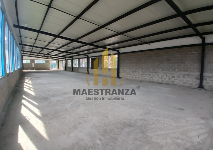 Local en arriendo en Cucaracho, Medellín, 500 m² · foto 3 de 5