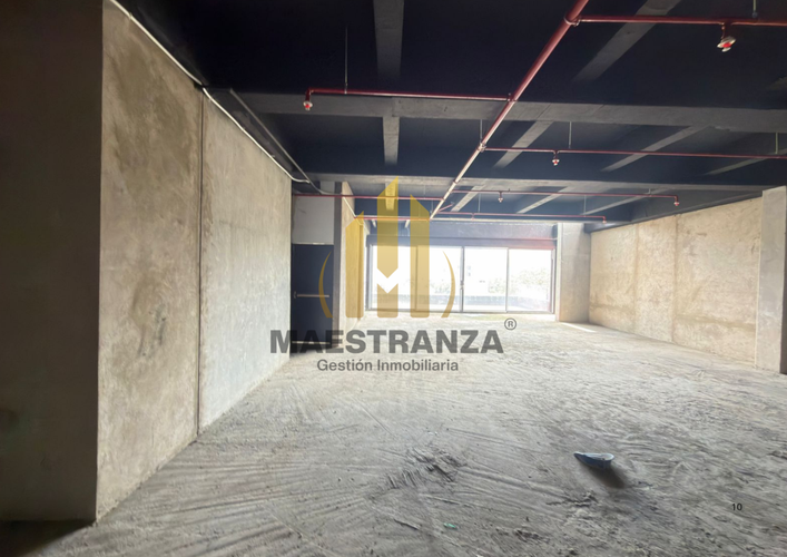 Local en arriendo en El Poblado, Medellín, 418 m² · foto 10 de 13