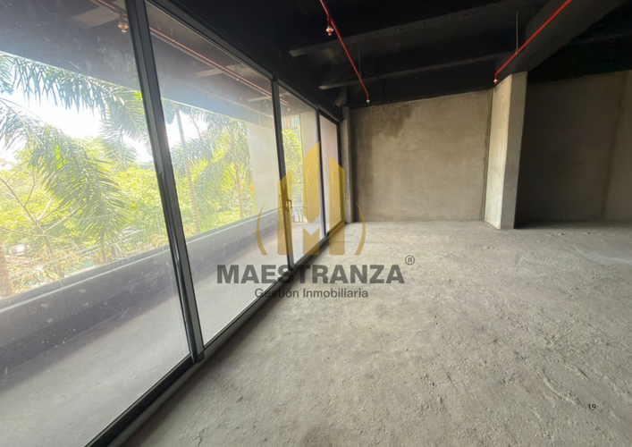 Local en arriendo en El Poblado, Medellín, 243 m² · foto 9 de 22