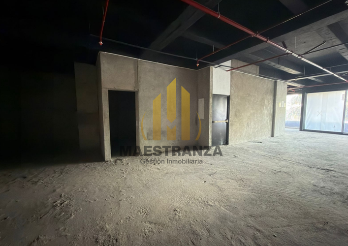 Local en arriendo en El Poblado, Medellín, 243 m² · foto 15 de 22