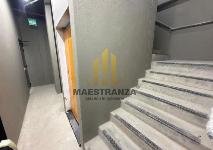Local en arriendo en El Poblado, Medellín, 243 m² · foto 21 de 22