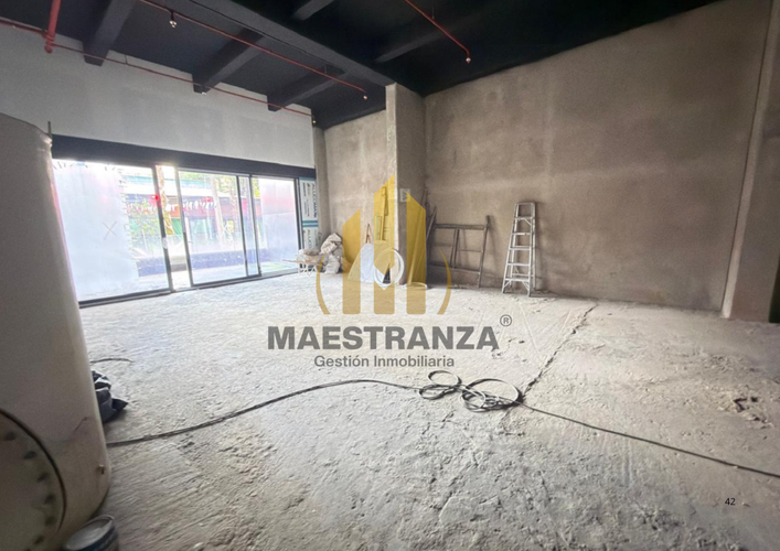 Local en arriendo en El Poblado, Medellín, 261 m² · foto 4 de 12