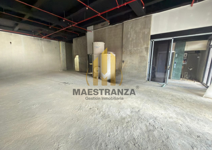 Local en arriendo en El Poblado, Medellín, 261 m² · foto 6 de 12