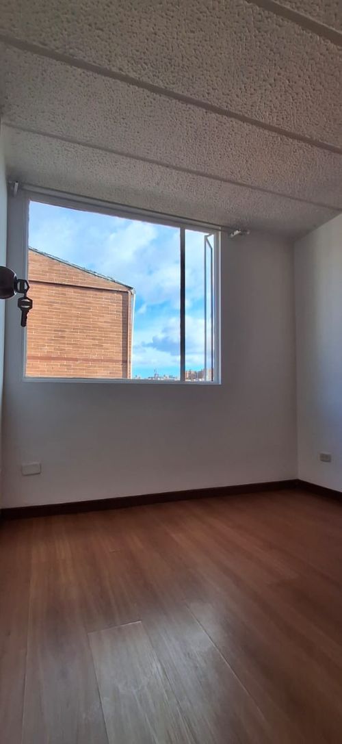 Apartamento de 3 alcobas en venta en Verbenal San Antonio, Bogotá, 55 m² · foto 7 de 24