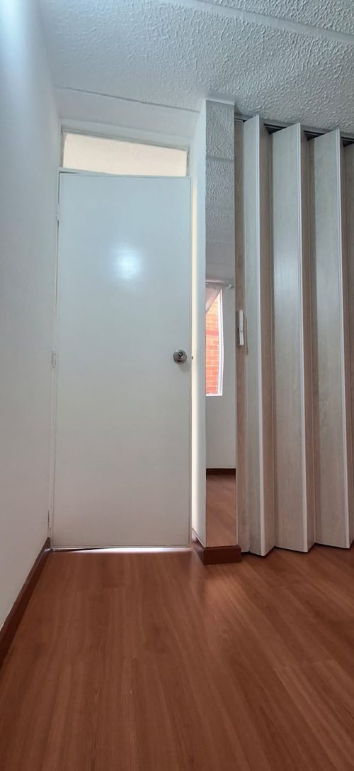 Apartamento de 3 alcobas en venta en Verbenal San Antonio, Bogotá, 55 m² · foto 18 de 24