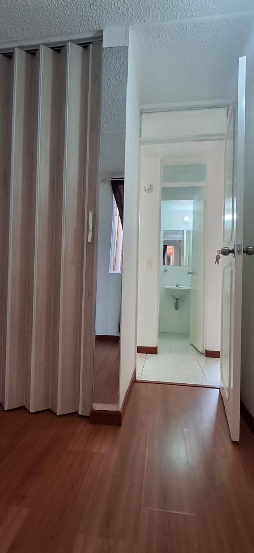 Apartamento de 3 alcobas en venta en Verbenal San Antonio, Bogotá, 55 m² · foto 12 de 24