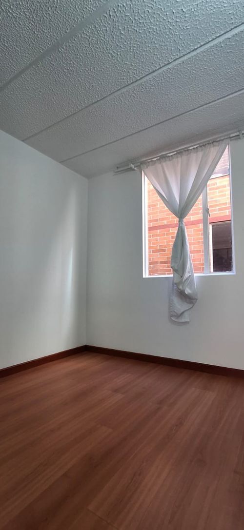 Apartamento de 3 alcobas en venta en Verbenal San Antonio, Bogotá, 55 m² · foto 4 de 24